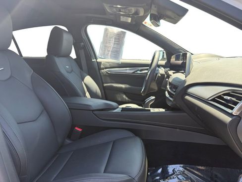 Used 2025 Cadillac CT5 Premium Luxury RWD image 17