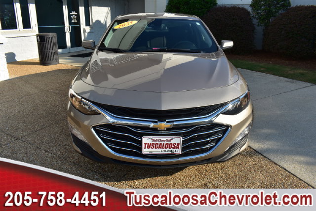 Certified 2025 Chevrolet Malibu LT FWD image 4