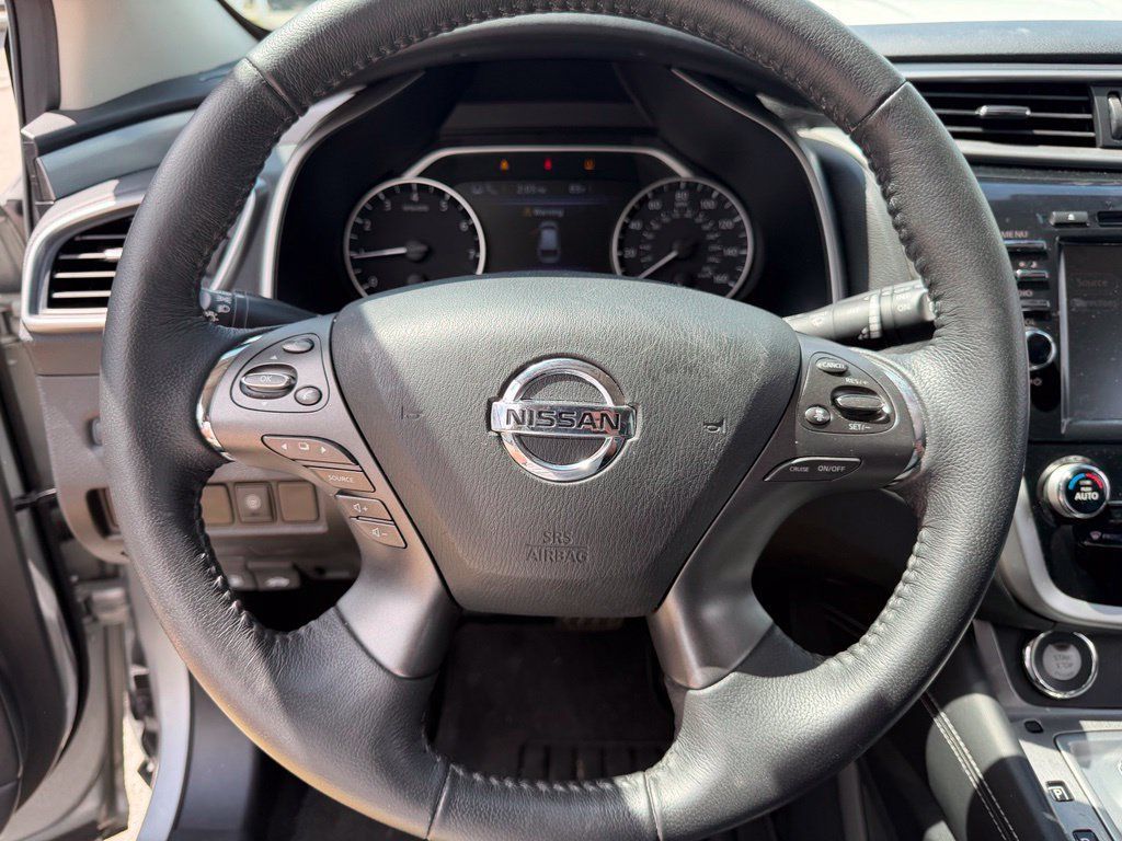 Used 2020 Nissan Murano SV FWD image 24