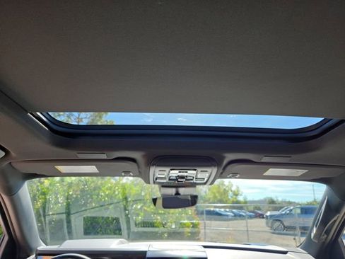 New 2026 GMC Yukon XL Elevation w/ Elevation Premium Package image 15