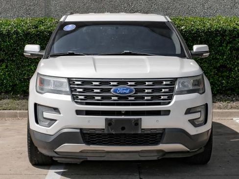 Used 2016 Ford Explorer Limited image 7