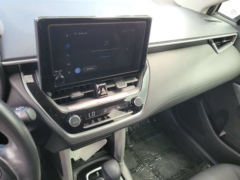 Certified 2024 Toyota Corolla Cross LE FWD image 14