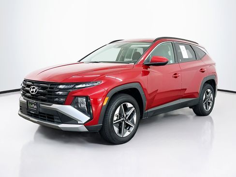 Used 2025 Hyundai Tucson SEL image 3