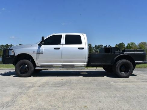 Used 2014 RAM 3500 Tradesman w/ Chrome Appearance Group image 3