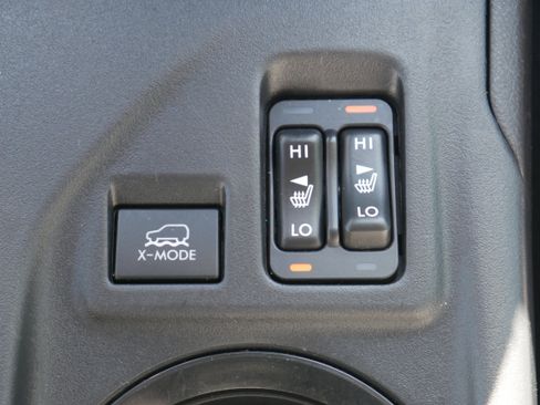 Used 2023 Subaru Crosstrek 2.0i Premium image 23