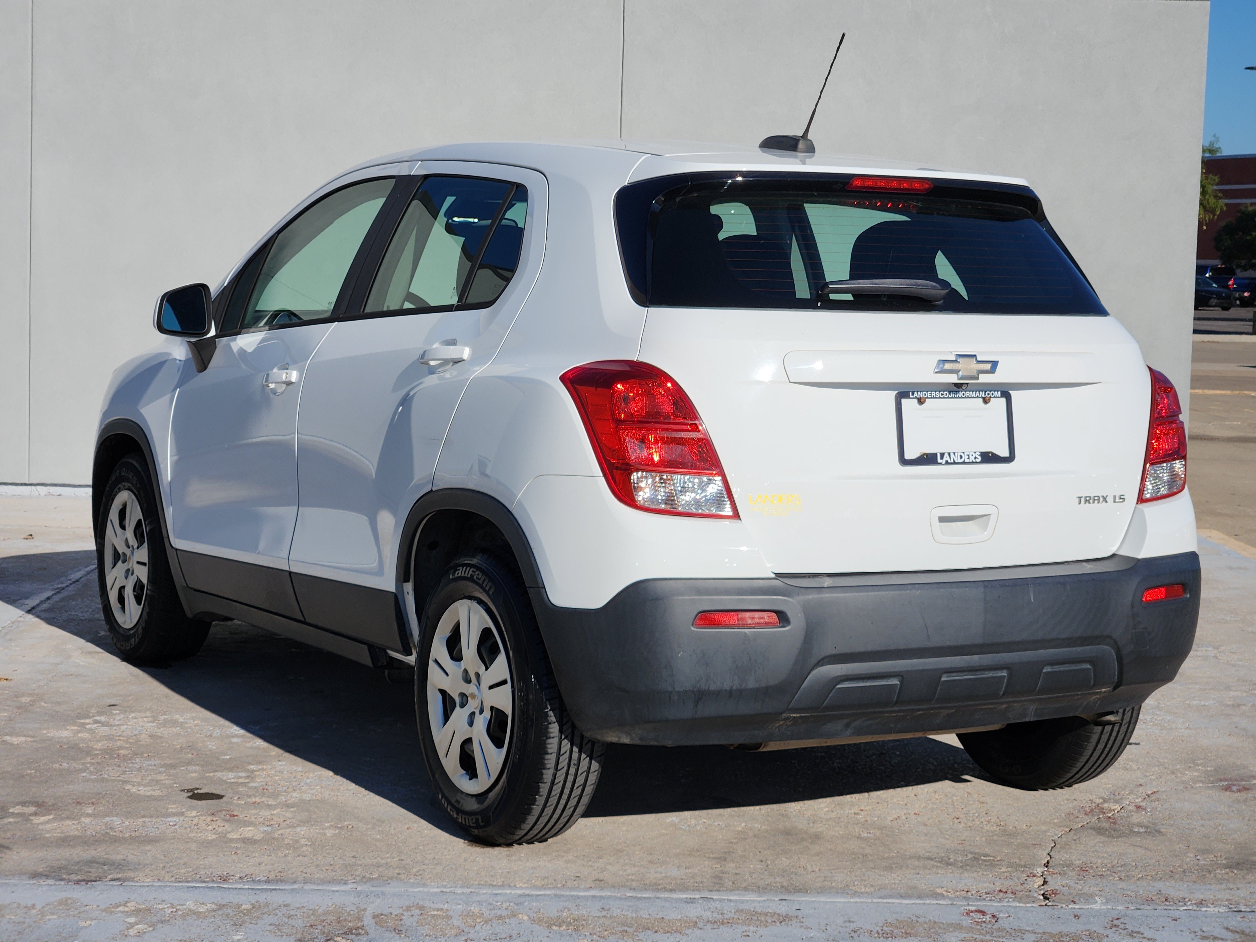 Used 2016 Chevrolet Trax LS FWD image 5
