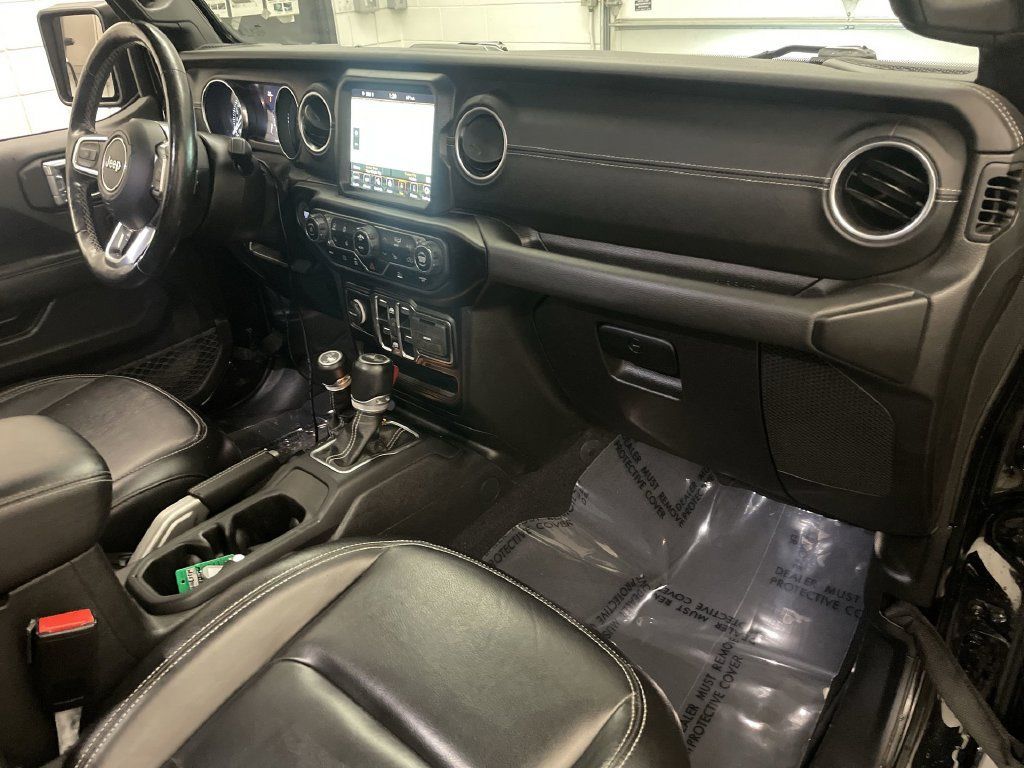 Used 2021 Jeep Wrangler Unlimited Sahara w/ Cold Weather Group AWD/4WD image 22