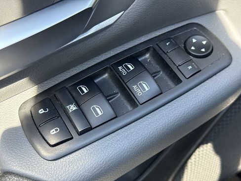 Used 2021 RAM 1500 Big Horn AWD/4WD image 13