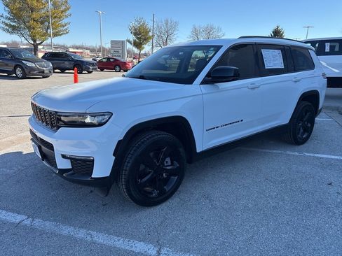 Used 2021 Jeep Grand Cherokee L Limited image 13