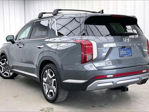 Certified 2023 Hyundai Palisade SEL w/ Premium Package AWD/4WD image 11