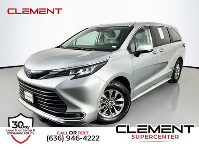 Used 2023 Toyota Sienna XLE