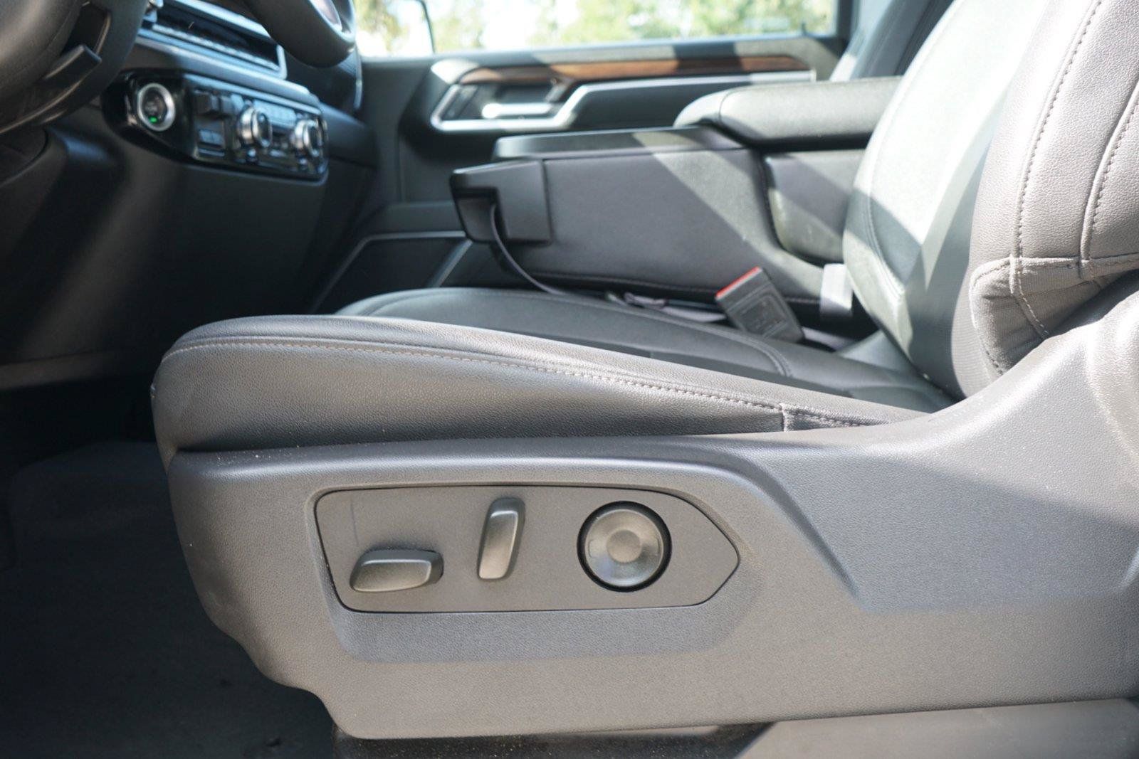 Used 2025 GMC Sierra 1500 SLT RWD image 20