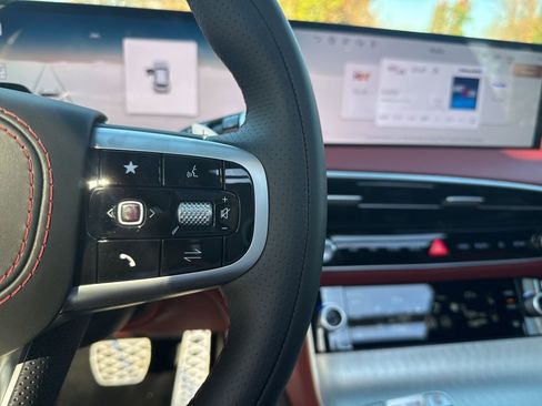 New 2026 Genesis GV70 2.5T Sport Prestige image 15