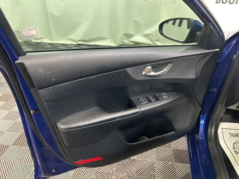 Used 2019 Kia Forte LXS image 21