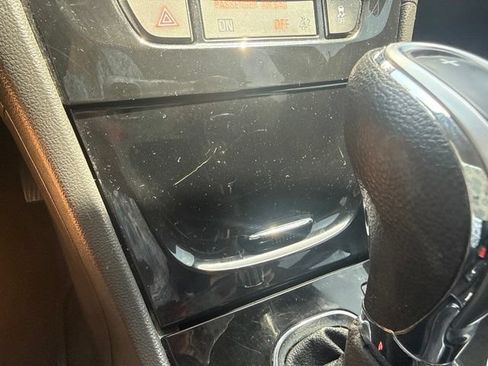 Used 2022 Buick Encore Preferred FWD image 28