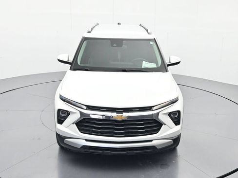 Certified 2025 Chevrolet TrailBlazer LT FWD image 30