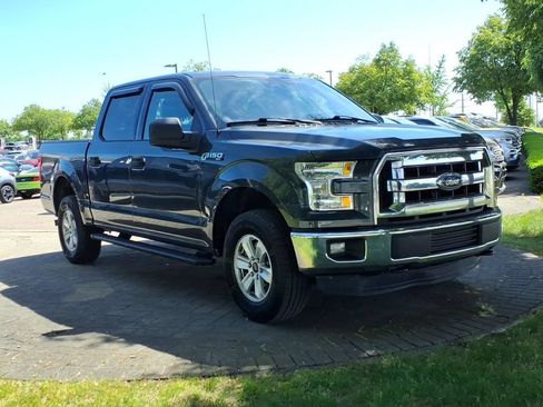 Used 2015 Ford F150 XLT AWD/4WD image 4