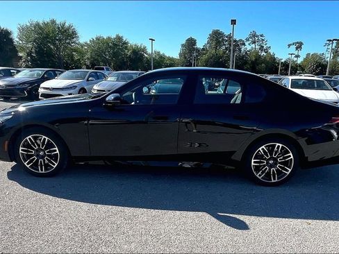 Used 2026 BMW 530i xDrive image 8