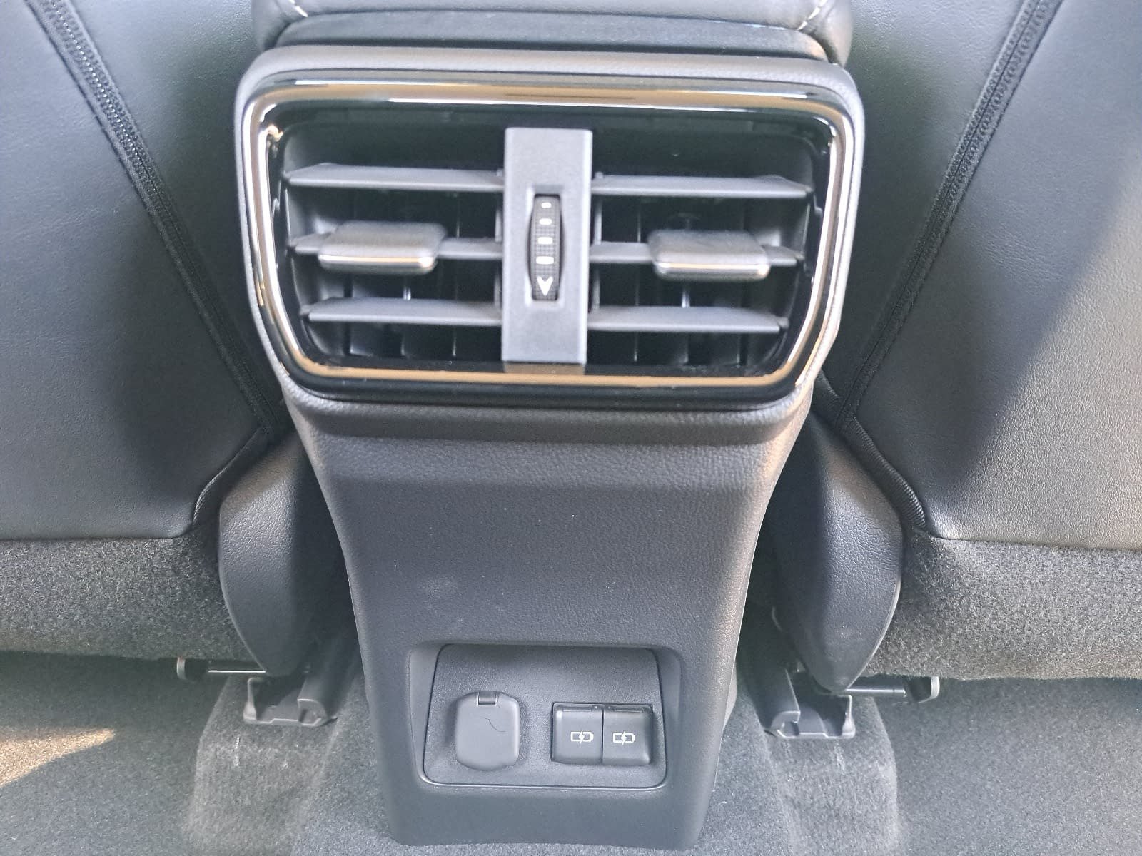 Used 2026 Lexus NX 350 AWD w/ Cold Area Package image 12