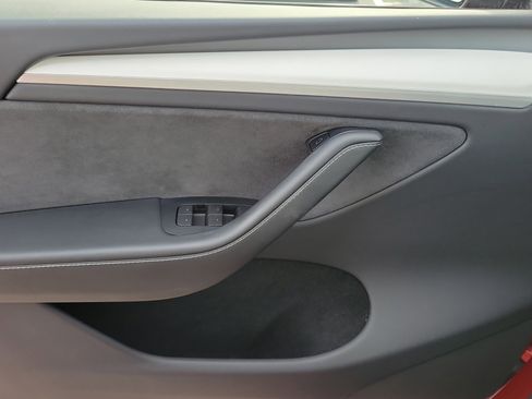 Used 2023 Tesla Model Y Long Range image 26