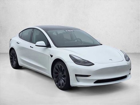Used 2021 Tesla Model 3 Performance image 3