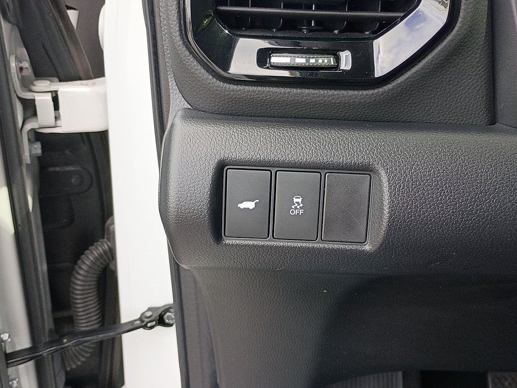 Certified 2023 Honda Pilot Touring image 20