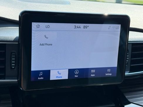 Used 2023 Ford Explorer Limited w/ Equipment Group 301A AWD/4WD image 28