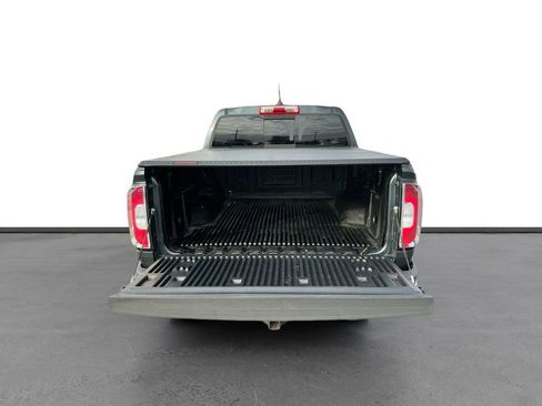 Used 2017 GMC Canyon SLE w/ SLE Convenience Package image 24