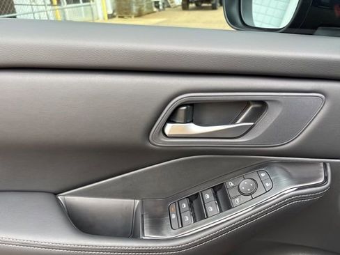 New 2026 Nissan Rogue SV image 11