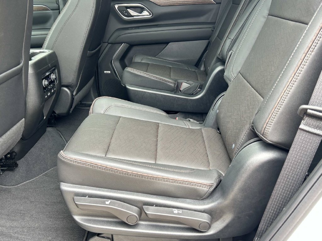 Certified 2023 Chevrolet Tahoe High Country w/ Advanced Technology Package RWD image 12