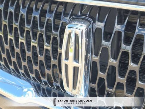 Certified 2023 Lincoln Nautilus Reserve w/ Equipment Group 201A AWD/4WD image 9
