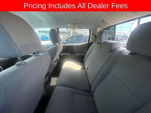 Used 2018 Toyota Tacoma SR5 RWD image 9