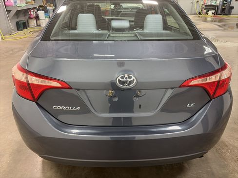 Used 2018 Toyota Corolla LE image 4