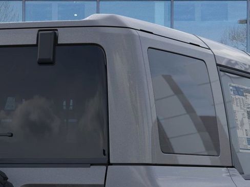 New 2025 Ford Bronco Badlands image 25