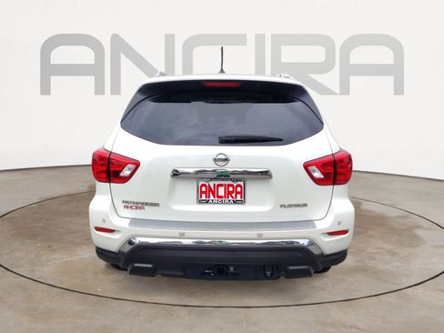 Used 2018 Nissan Pathfinder Platinum FWD image 12