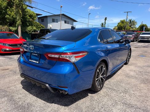 Used 2020 Toyota Camry XSE w/ Navigation Package FWD image 10