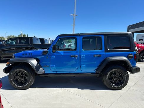 Used 2023 Jeep Wrangler Unlimited AWD/4WD image 3