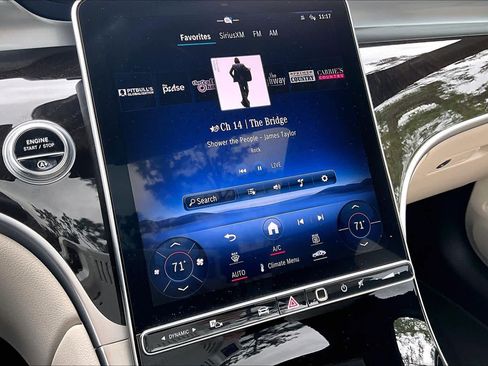 Used 2024 Mercedes-Benz GLC 300 4MATIC image 35