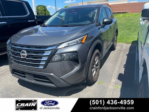 Used 2024 Nissan Rogue S AWD/4WD image 1