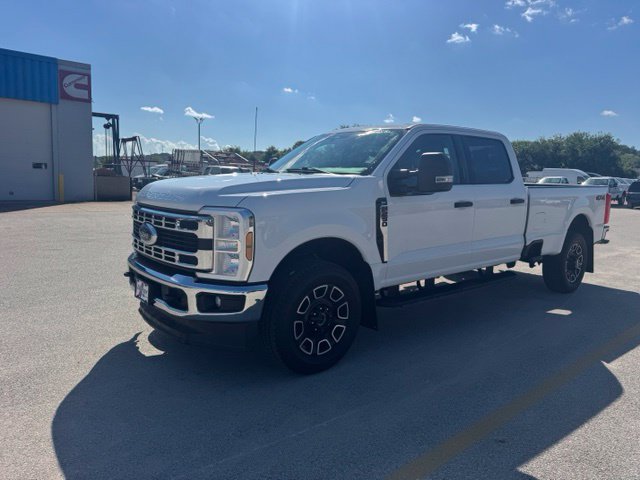 Used 2024 Ford F250 XLT AWD/4WD image 1