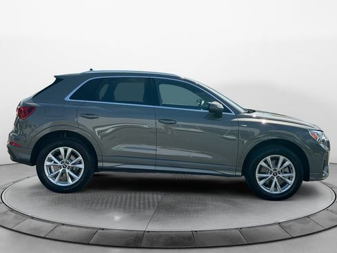 Used 2025 Audi Q3 2.0T Premium Plus w/ Premium Plus Package AWD/4WD image 8