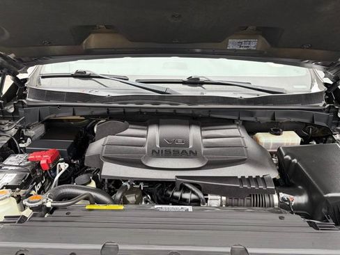Used 2021 Nissan Titan Platinum Reserve w/ Moonroof Package AWD/4WD image 16