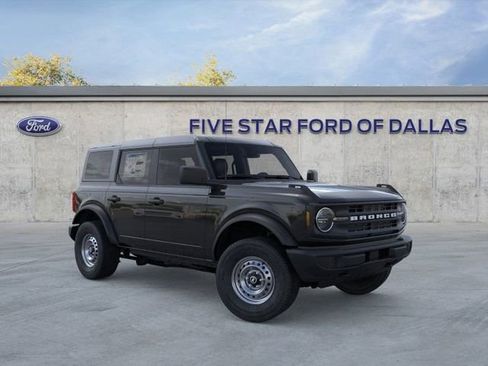 New 2025 Ford Bronco 4-Door image 7