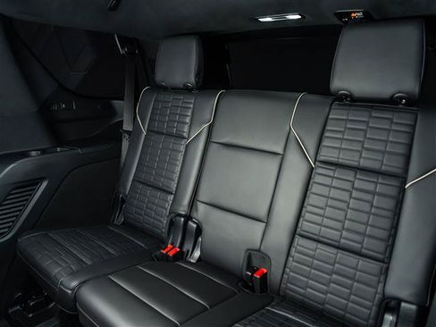 Used 2026 Cadillac Escalade V w/ LPO, ONYX Package AWD/4WD image 22
