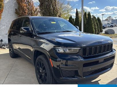 Used 2024 Jeep Grand Cherokee L Laredo