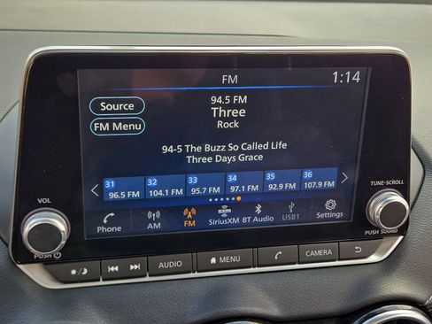 Used 2022 Nissan Sentra SV image 22