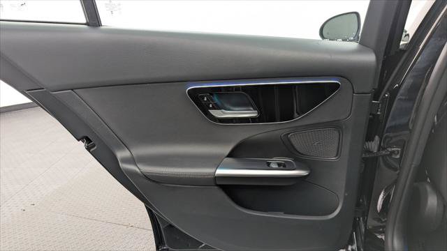 Used 2025 Mercedes-Benz C 300 Sedan image 16