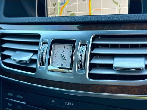 Used 2016 Mercedes-Benz E 350 4MATIC Sport Wagon image 36