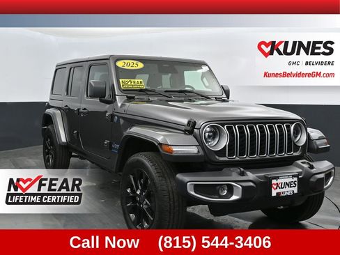 Used 2025 Jeep Wrangler Unlimited Sahara w/ Safety Group AWD/4WD image 1