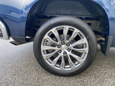 Used 2022 Chevrolet Silverado 1500 LT image 9